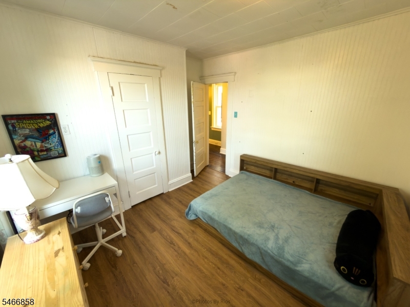 107 Sheridan Ave Property Photo 17