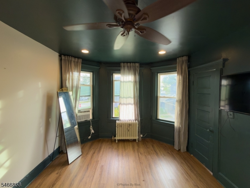 107 Sheridan Ave Property Photo 20
