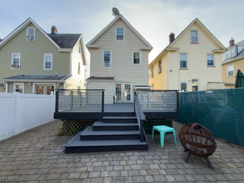 107 Sheridan Ave Property Photo 35