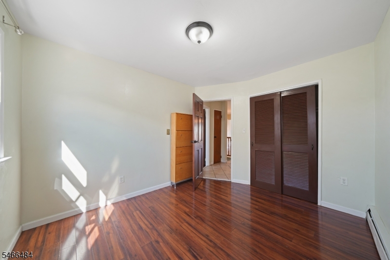 565 61st St Property Photo 26