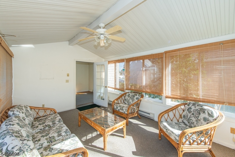 103 Newbury Pl Property Photo 18