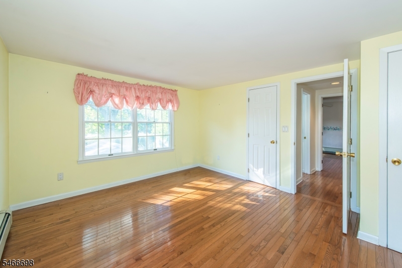 103 Newbury Pl Property Photo 22