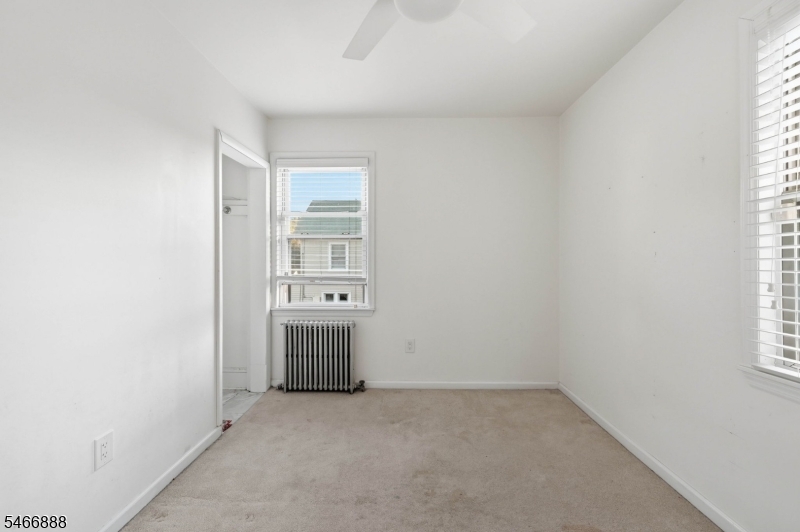 123 Monroe St Property Photo 13