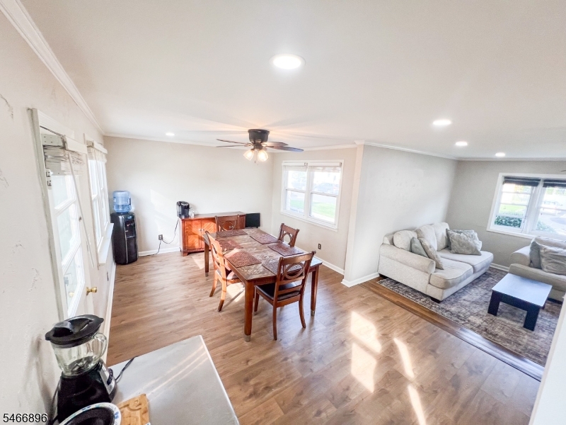 45 Semel Ave Property Photo 6