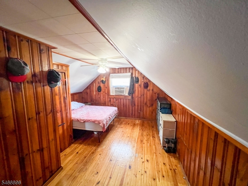 45 Semel Ave Property Photo 24