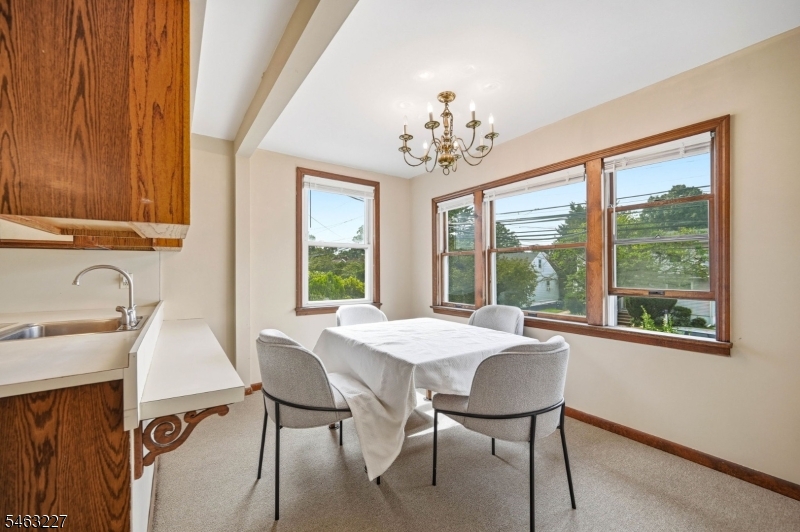 70 Rowland Ave Property Photo 6