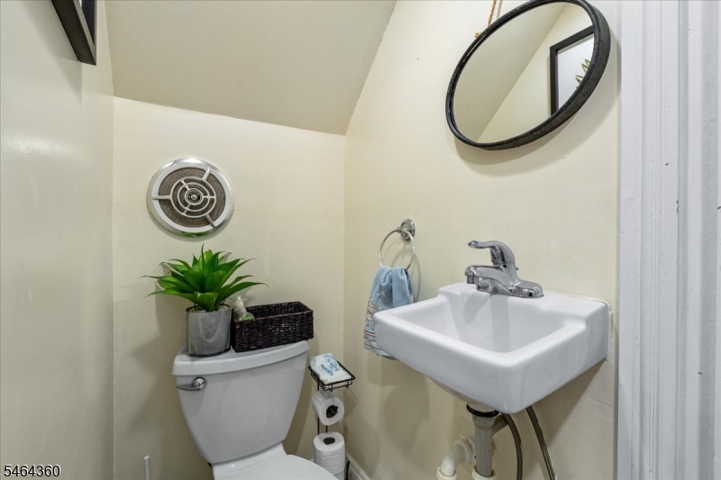 1133 Hillside Ave Property Photo 18