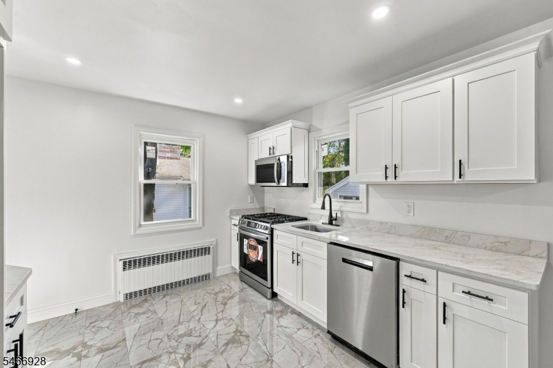 34 Union St Property Photo 20