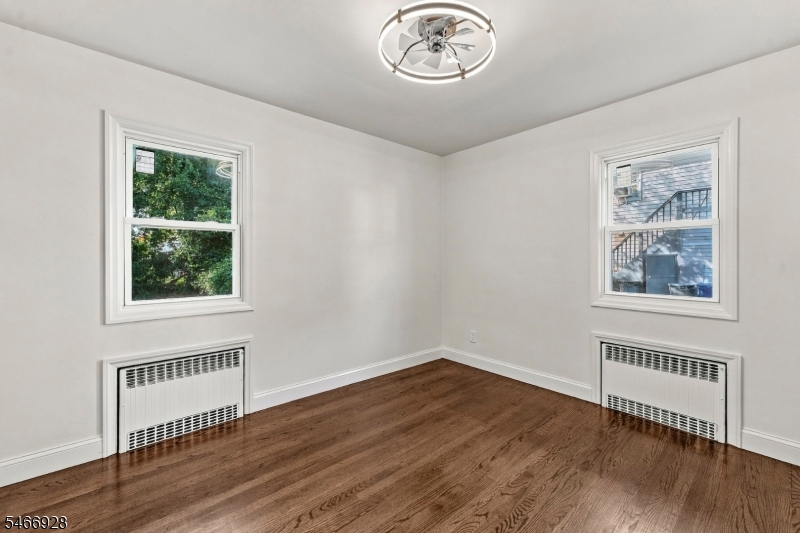 34 Union St Property Photo 35