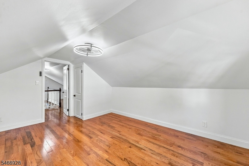 34 Union St Property Photo 37