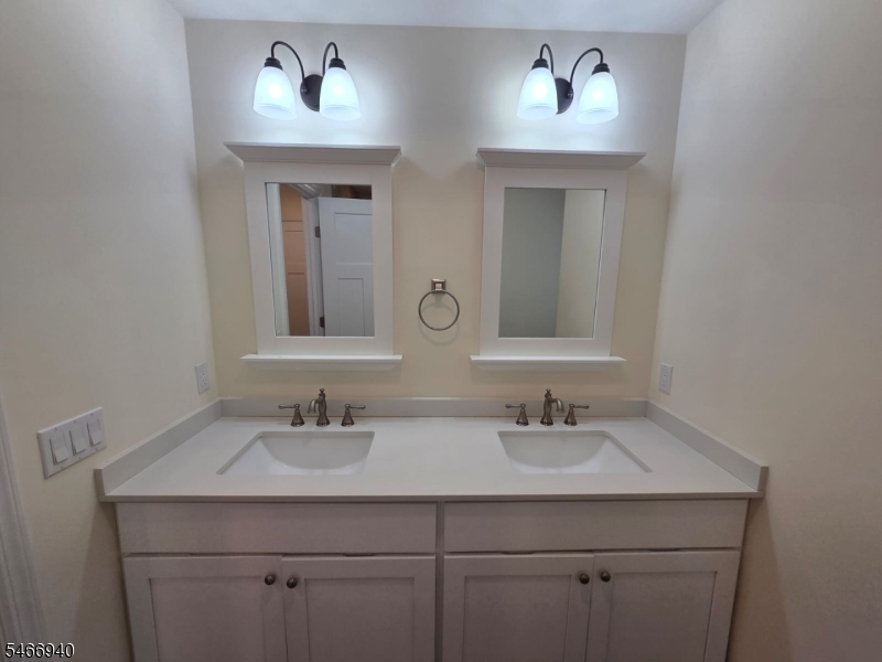 24 Sidney Ave Property Photo 15