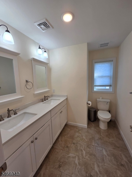 24 Sidney Ave Property Photo 17