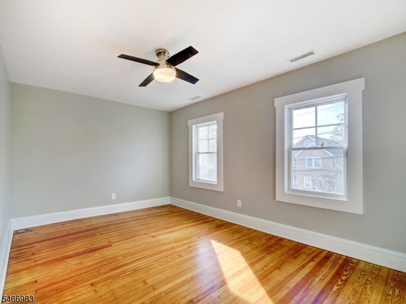 62 High St Property Photo 17