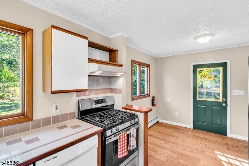 632 Dorothy Ln Property Photo 6