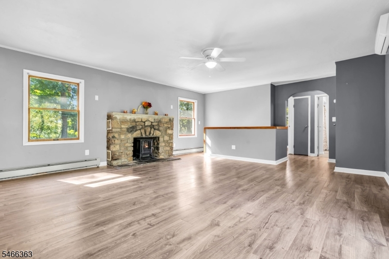 632 Dorothy Ln Property Photo 10