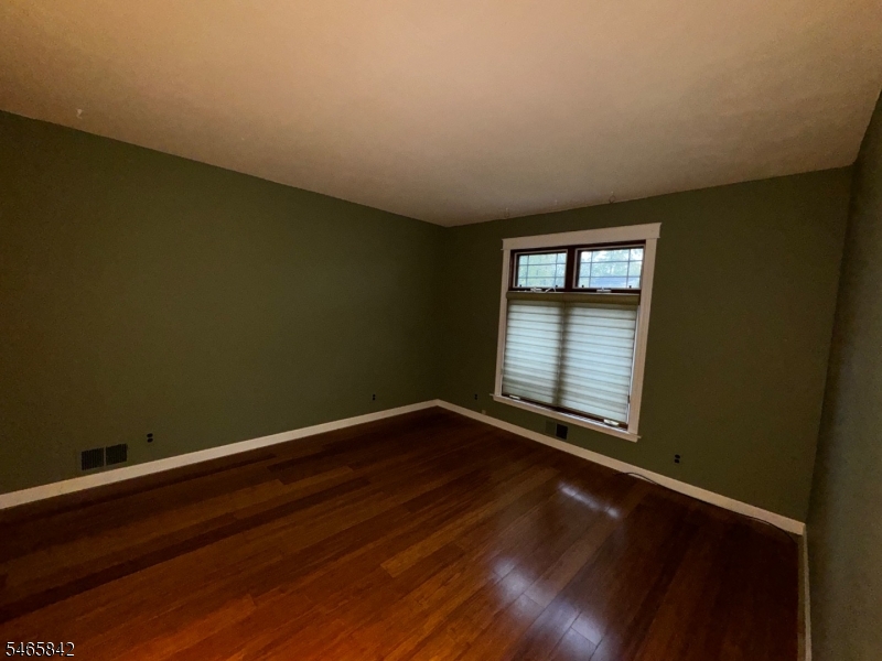27 Frieda Ln Property Photo 9