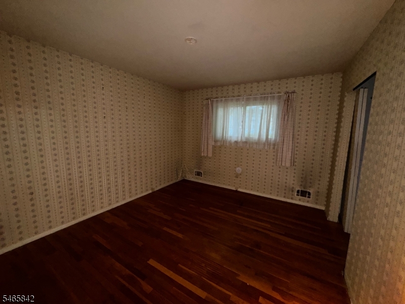 27 Frieda Ln Property Photo 10