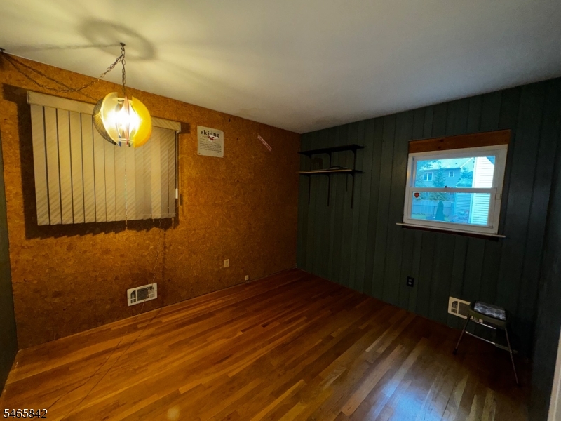 27 Frieda Ln Property Photo 12