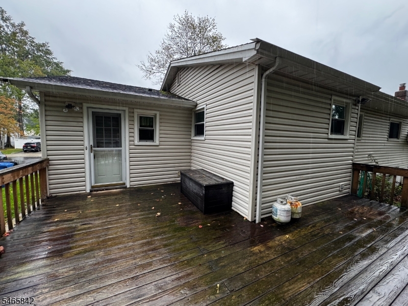 27 Frieda Ln Property Photo 22
