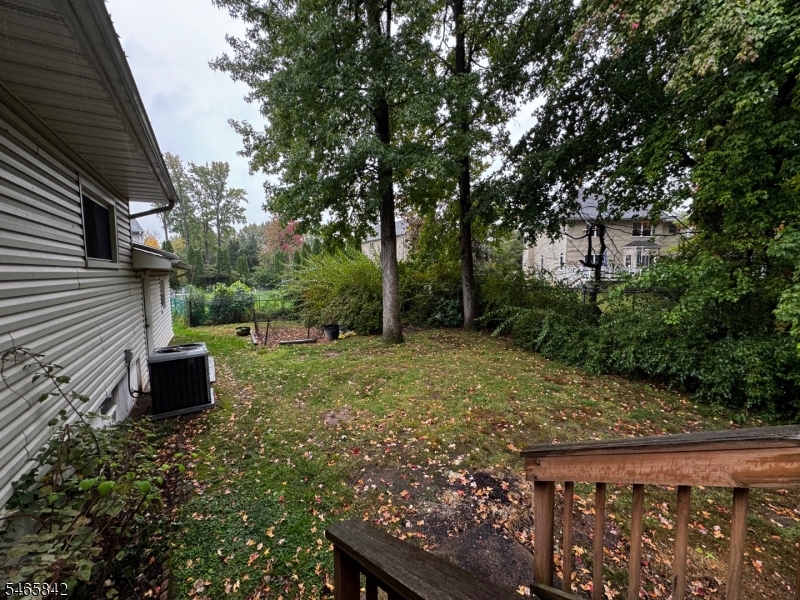 27 Frieda Ln Property Photo 23