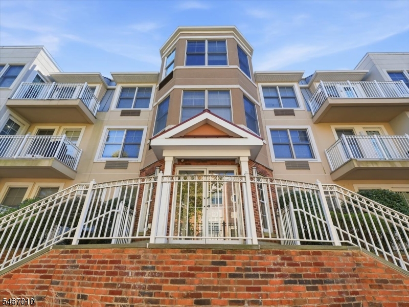 40 Constitution Way 201 Property Photo 48