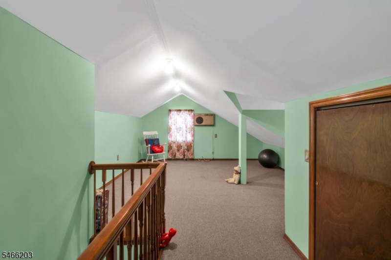 315 Trinity Pl Property Photo 14