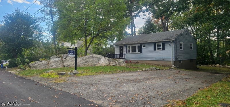26 Woods Edge Rd Property Photo 1