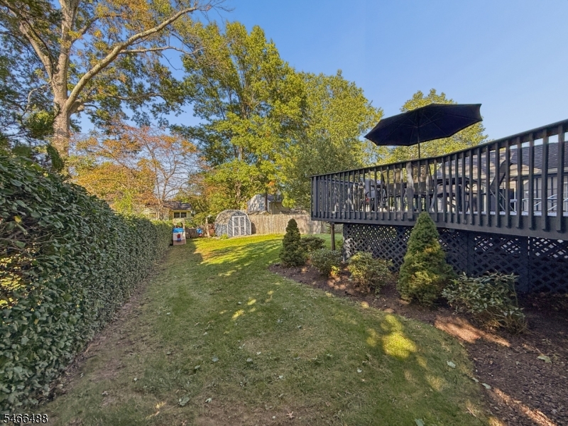 2 Buckingham Dr Property Photo 36
