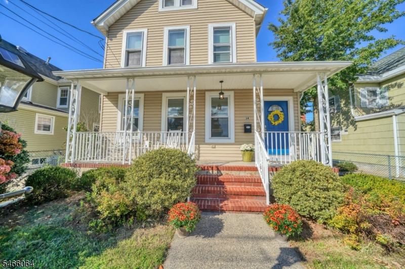 34 2 Nd St Property Photo 1
