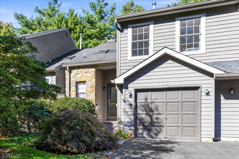 44 Watertown Ct Property Photo 1