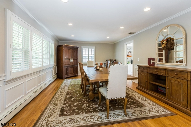 22 Sloping Hill Ter Property Photo 6
