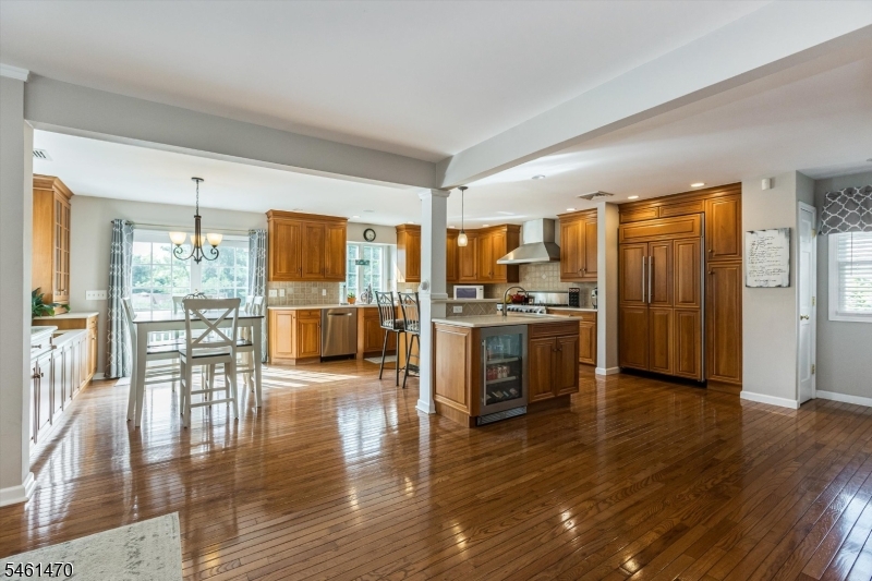 22 Sloping Hill Ter Property Photo 12
