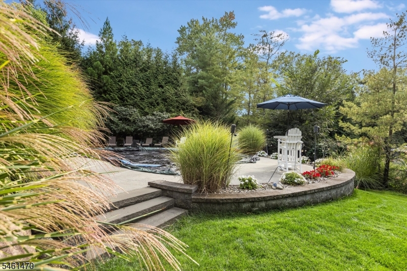 22 Sloping Hill Ter Property Photo 45