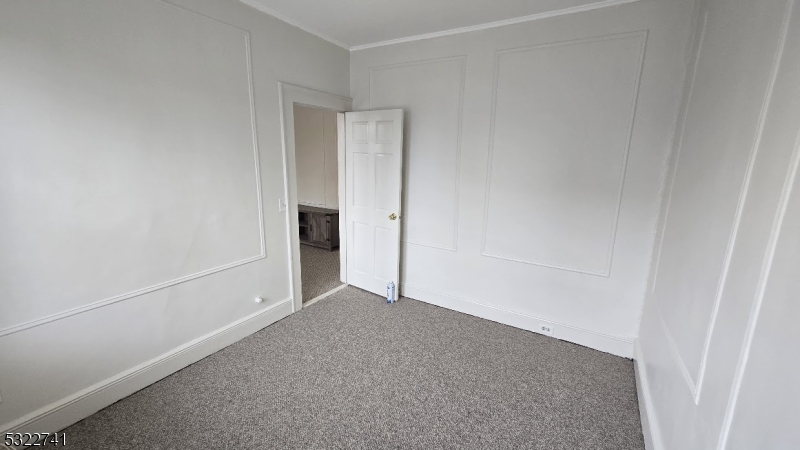 246 Lakeview Ave 8 Property Photo 6