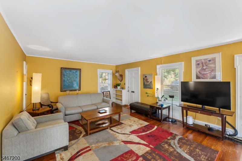 1170 Woodland Ave Property Photo 3