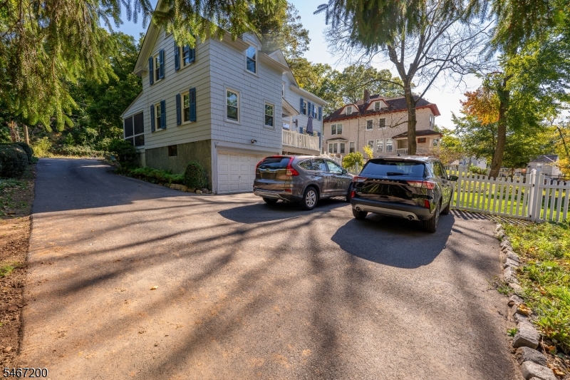 1170 Woodland Ave Property Photo 36