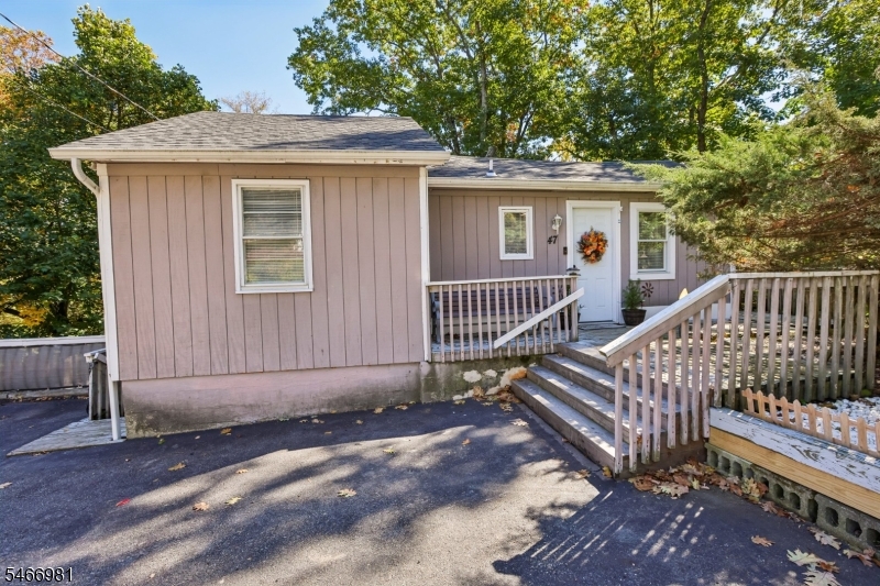 47 Jefferson Trl Property Photo 1