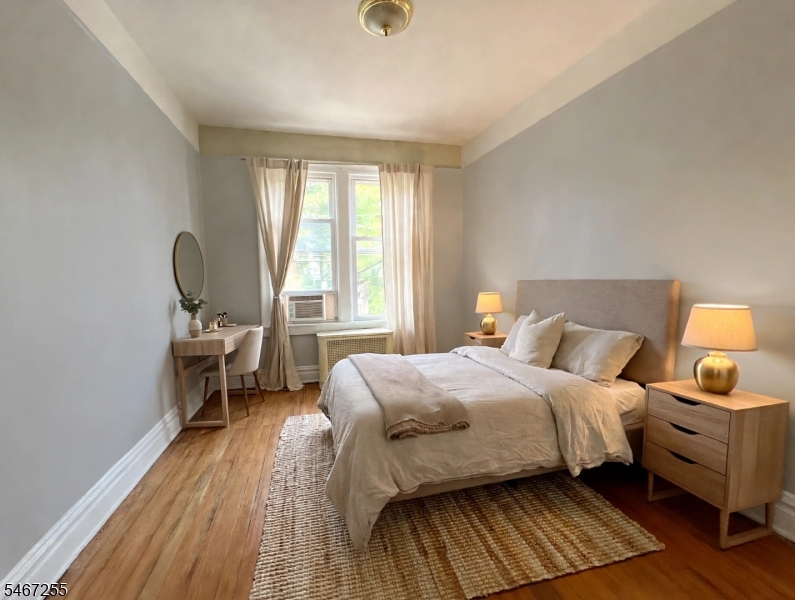 9101 Bergenwood Ave 2f Property Photo 6