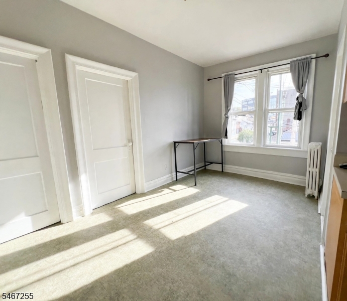 9101 Bergenwood Ave 2f Property Photo 10