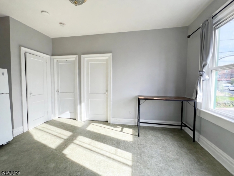 9101 Bergenwood Ave 2f Property Photo 11