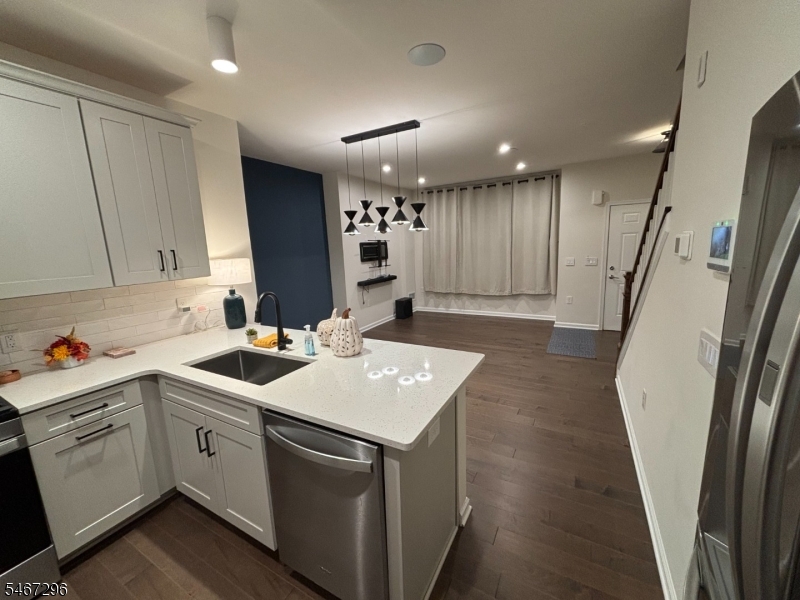 103 Robeson St Property Photo 6