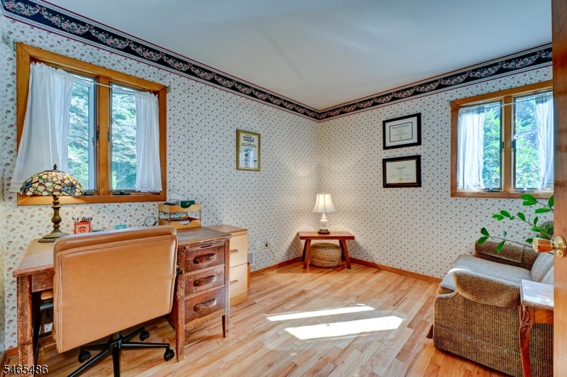 13 Graham Pl Property Photo 6