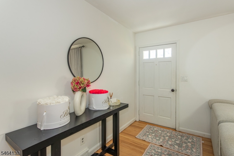 25 Sunset Ter Property Photo 5