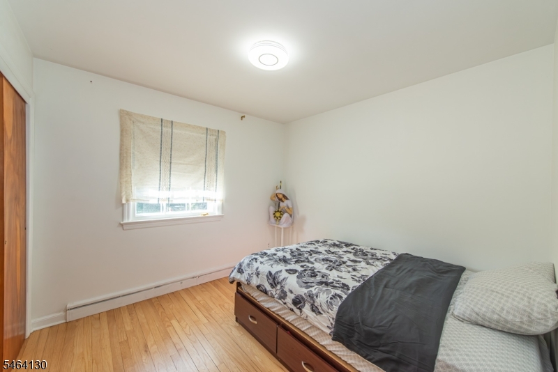 25 Sunset Ter Property Photo 18