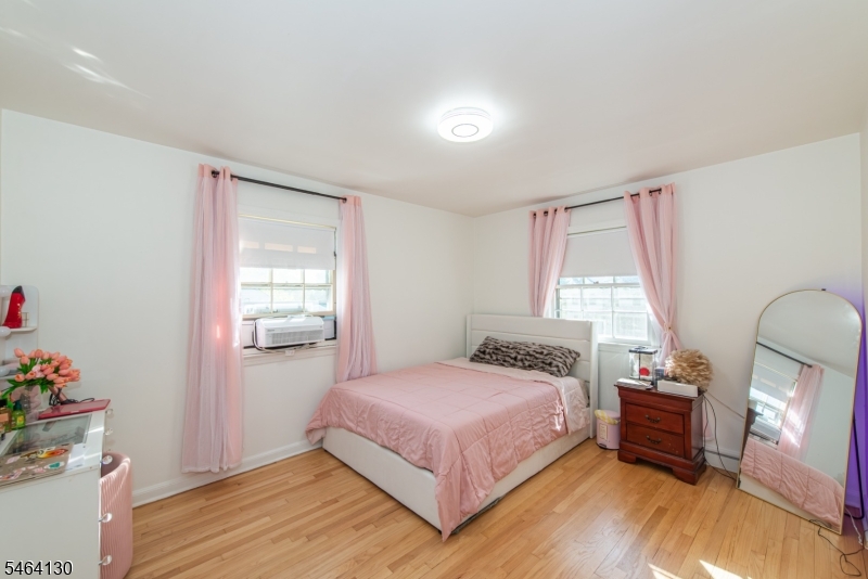 25 Sunset Ter Property Photo 19