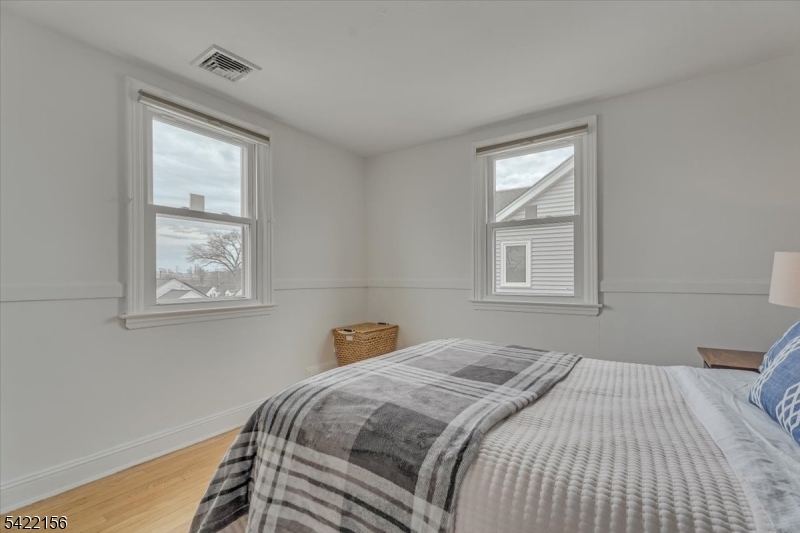 36 Hoover St Property Photo 13