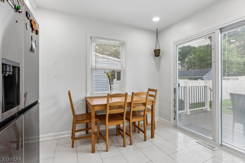 277 Orchard St Property Photo 14