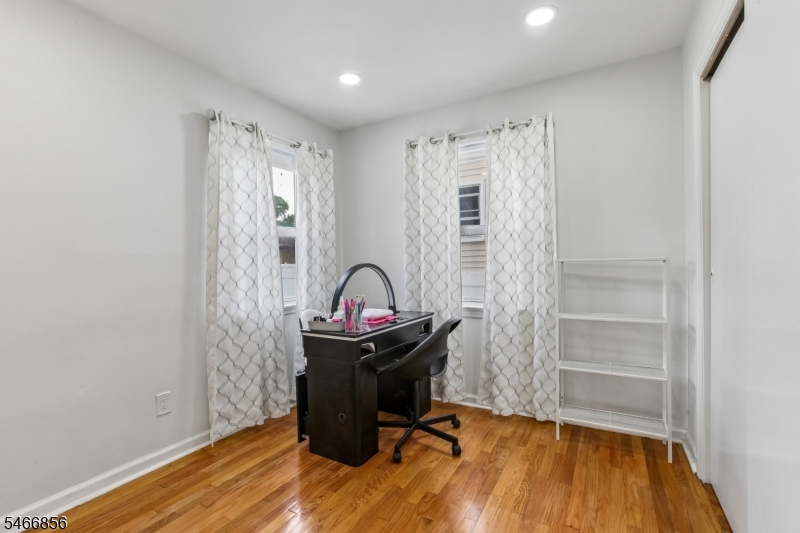 277 Orchard St Property Photo 16