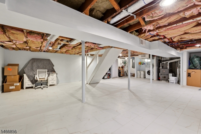 277 Orchard St Property Photo 22
