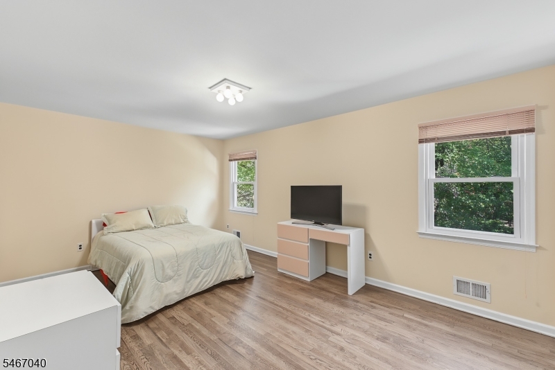 109 Meadowbrook Rd Property Photo 30